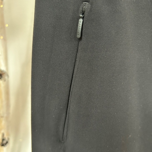 ATHLETA 3-PIECE WARDROBE SET - Picture 5 of 14